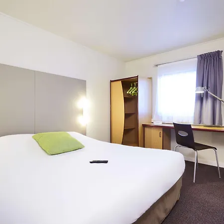 Campanile Paris Est - Porte De Hotel 3*