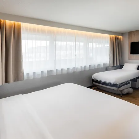 Campanile Prime - Paris - Porte De Bagnolet Hotel 3*