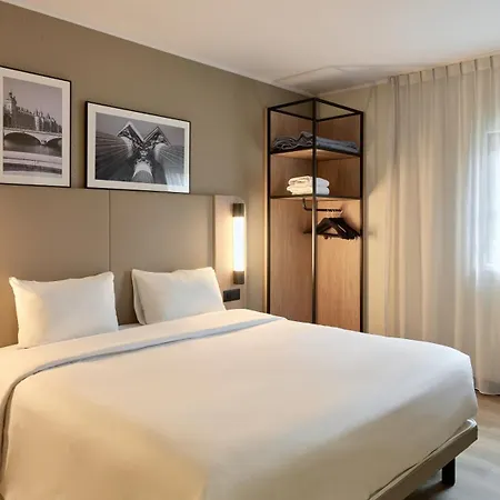 Hotel Campanile Prime - Paris - Porte De Bagnolet