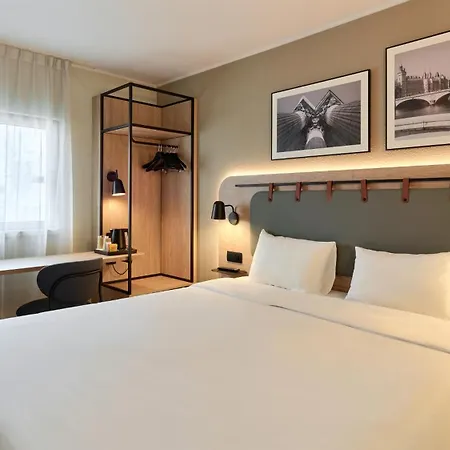 Campanile Prime - Paris - Porte De 3*