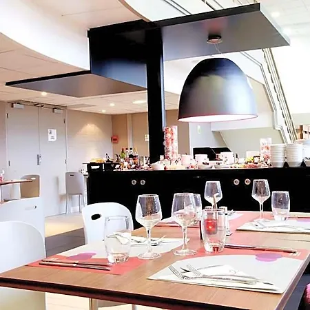 Campanile Prime - Paris - Porte De