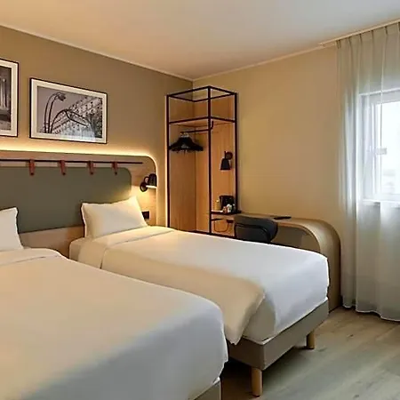Campanile Prime - Paris - Porte De Szálloda 3*