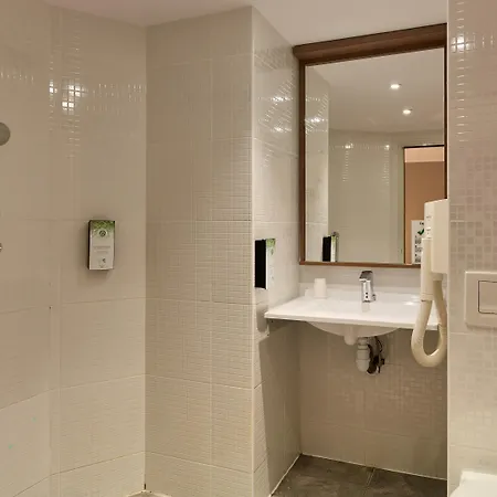 Campanile Prime - Paris - Porte De