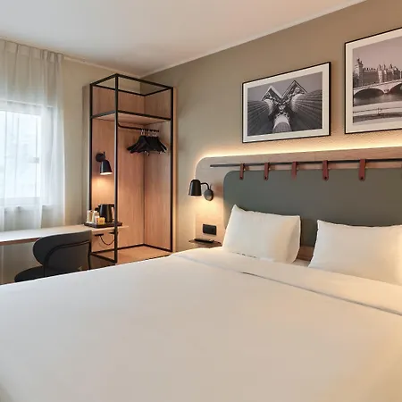 Campanile Prime - Paris - Porte De Hotel 3*